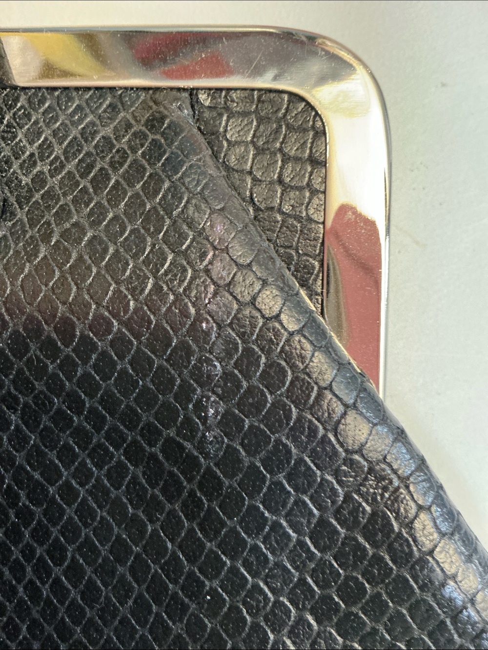 2404 -BANANA REPUBLIC Black Snakeskin Embossed Leather Framed Satchel Bag - Vint - Picture 16 of 16
